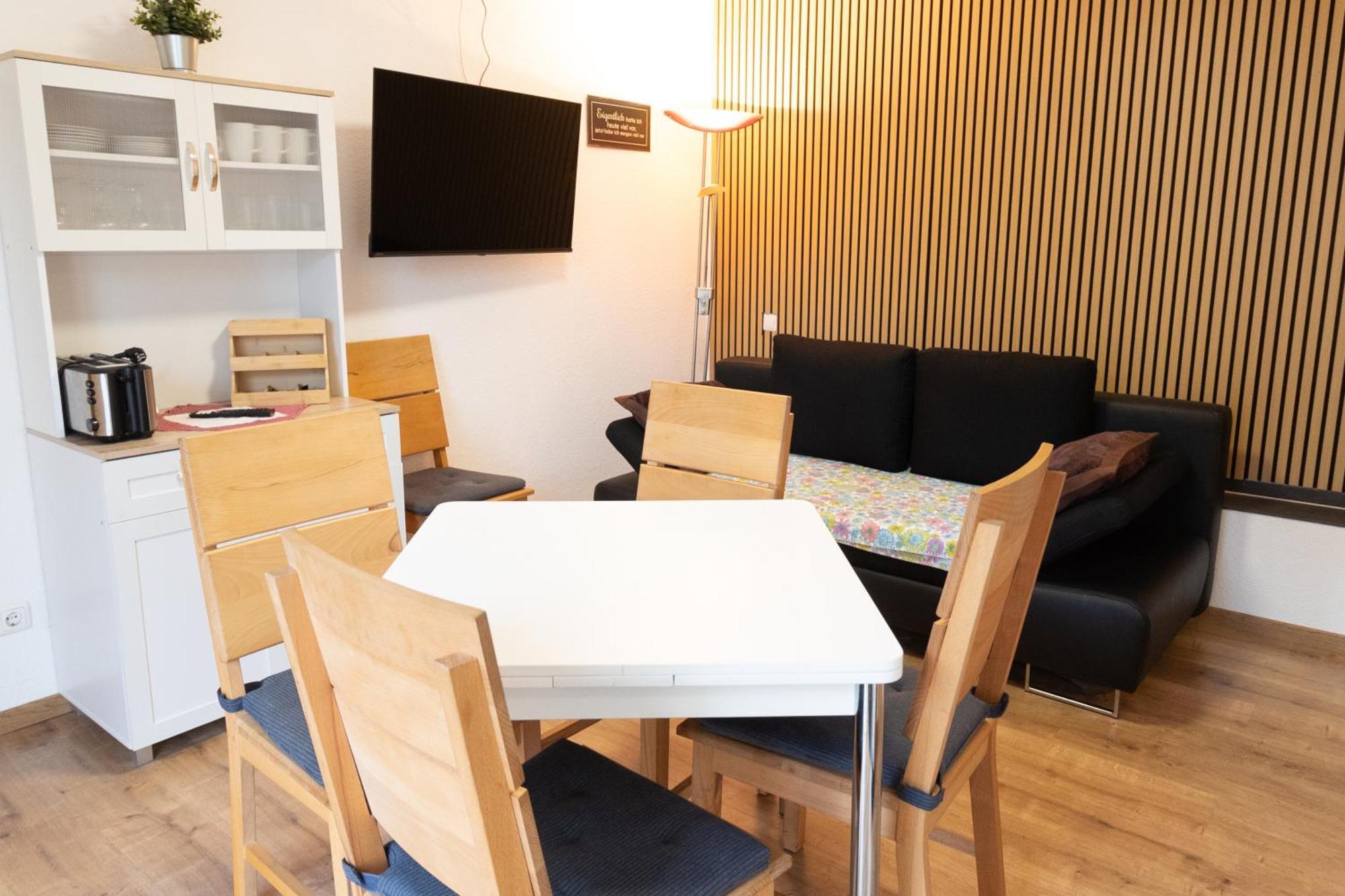 Gaestezimmer Am Alten Kaffee Hof Suderburg ภายนอก รูปภาพ